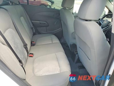 Zdjęcie 10 z 12 samochodu: 2020 CHEVROLET SONIC LS VIN:1G1JB5SB6L4105352 - miniatura
