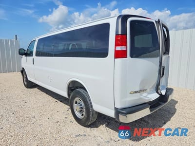 Drugie zdjęcie samochodu z przodu: 2025 CHEVROLET EXPRESS G3500 LT VIN:1GAZGPF78S1100420 - miniatura