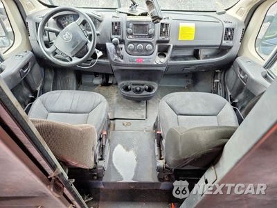 Zdjęcie 8 z 13 samochodu: 2020 RAM PROMASTER 3500 DELIVERY VAN VIN:3C6URVJG8LE128991 - miniatura