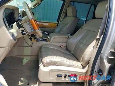 Zdjęcie 7 z 13 samochodu: 2007 LINCOLN NAVIGATOR L VIN:5LMFL285X7LJ24176 - miniatura