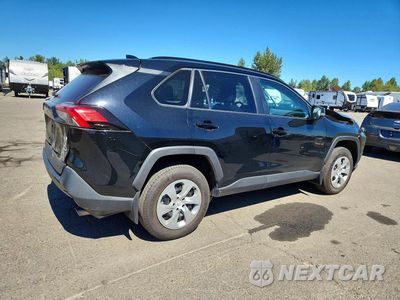 Trzecie zdjęcie samochodu z tyłu: 2021 TOYOTA RAV4 LE VIN:2T3G1RFV0MC204805 - miniatura