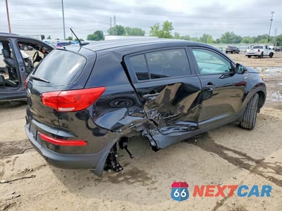 Trzecie zdjęcie samochodu z tyłu: 2015 KIA SPORTAGE LX VIN:KNDPBCAC2F7760742 - miniatura
