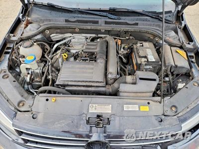 Zdjęcie 11 z 12 samochodu: 2018 VOLKSWAGEN JETTA SE VIN:3VWDB7AJ6JM209041 - miniatura