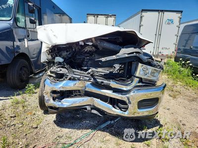 Piąte zdjęcie samochodu w środku: 2019 RAM 3500 SLT VIN:3C63RRGL2KG580459 - miniatura