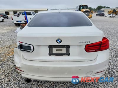 Zdjęcie 6 z 12 samochodu: 2016 BMW 320 I VIN:WBA8E1G51GNT33541 - miniatura