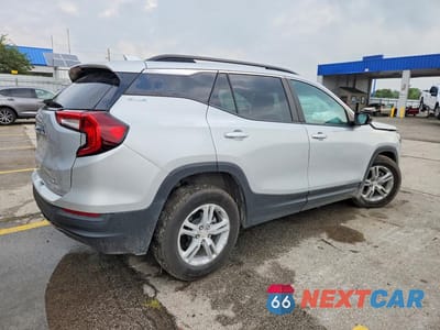 Trzecie zdjęcie samochodu z tyłu: 2022 GMC TERRAIN SLE VIN:3GKALTEV1NL223504 - miniatura