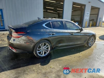 Trzecie zdjęcie samochodu z tyłu: 2022 GENESIS G70 2.0T VIN:KMTG34TA7NU099547 - miniatura