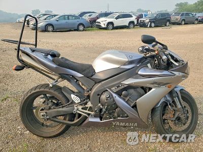 2004 YAMAHA YZFR1 JYARN13E54A003199 - główne zdjęcie licytacji z USA - miniatura
