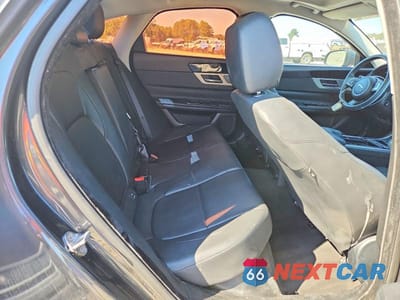 Zdjęcie 10 z 12 samochodu: 2016 JAGUAR XF PREMIUM VIN:SAJBD4BV3GCY22864 - miniatura
