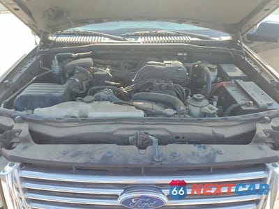 Zdjęcie 12 z 13 samochodu: 2006 FORD EXPLORER XLT VIN:1FMEU63E36UA19398 - miniatura