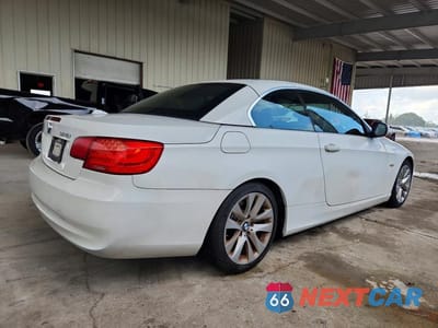 Trzecie zdjęcie samochodu z tyłu: 2012 BMW 328 I SULEV VIN:WBADW7C5XCE730048 - miniatura