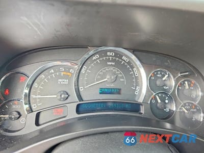 Zdjęcie 9 z 13 samochodu: 2005 CADILLAC ESCALADE VIN:1GYEK63N85R139915 - miniatura