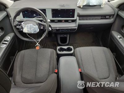 Zdjęcie 8 z 13 samochodu: 2022 HYUNDAI IONIQ 5 SE VIN:KM8KM4AE6NU069883 - miniatura