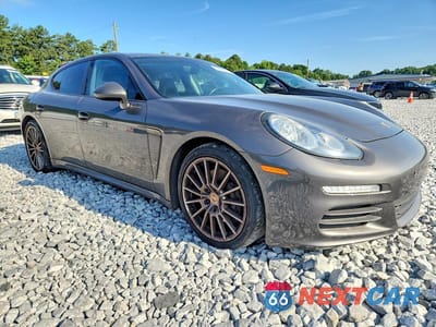 Czwarte zdjęcie samochodu z boku: 2016 PORSCHE PANAMERA 2 VIN:WP0AA2A79GL004582 - miniatura