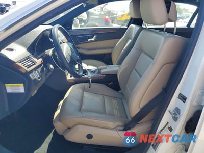 Zdjęcie 7 z 12 samochodu: 2012 MERCEDES-BENZ E 350 VIN:WDDHF5KB1CA543312 - miniatura