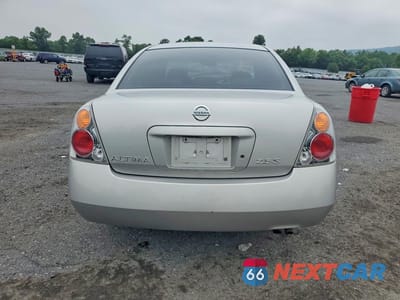 Zdjęcie 6 z 12 samochodu: 2003 NISSAN ALTIMA 2.5 VIN:1N4AL11D23C255843 - miniatura
