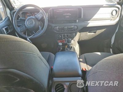 Zdjęcie 8 z 12 samochodu: 2025 JEEP WRANGLER RUBICON VIN:1C4PJXFN2SW527397 - miniatura