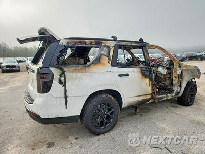Trzecie zdjęcie samochodu z tyłu: 2021 CHEVROLET TAHOE K1500 Z71 VIN:1GNSKPKD8MR449933 - miniatura