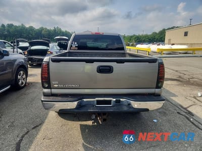 Zdjęcie 6 z 12 samochodu: 2006 CHEVROLET SILVERADO K1500 VIN:1GCEK19B96Z216900 - miniatura