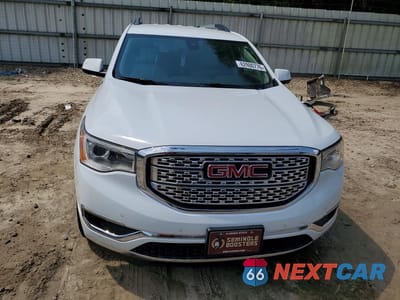 Piąte zdjęcie samochodu w środku: 2019 GMC ACADIA DENALI VIN:1GKKNPLS1KZ184058 - miniatura