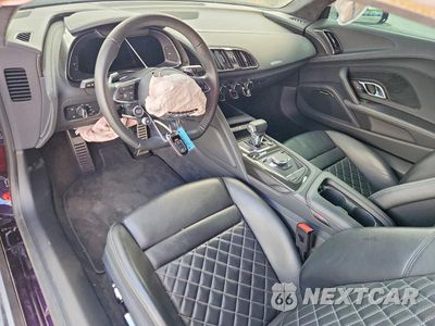Zdjęcie 8 z 13 samochodu: 2022 AUDI R8 VIN:WUAKBAFX2N7900302 - miniatura