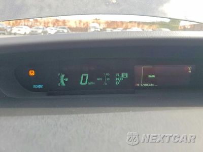 Zdjęcie 9 z 12 samochodu: 2012 TOYOTA PRIUS THREE VIN:JTDKN3DU0C1614666 - miniatura