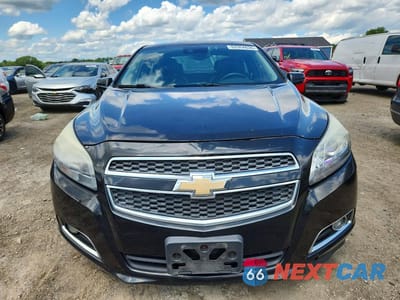 Piąte zdjęcie samochodu w środku: 2013 CHEVROLET MALIBU 2LT VIN:1G11E5SA6DF290247 - miniatura