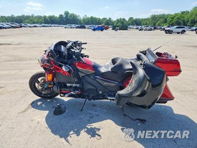 Trzecie zdjęcie samochodu z tyłu: 2015 HONDA GL1800 VIN:JH2SC68W0FK100230 - miniatura