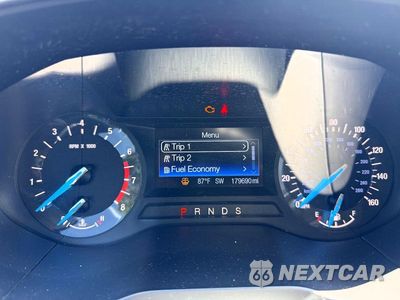Zdjęcie 8 z 10 samochodu: 2015 FORD EDGE SE VIN:2FMTK4G92FBC27583 - miniatura