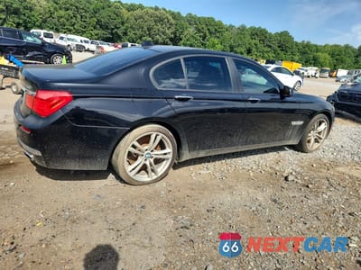 Trzecie zdjęcie samochodu z tyłu: 2010 BMW 750 I XDRIVE VIN:WBAKC6C5XACL67527 - miniatura
