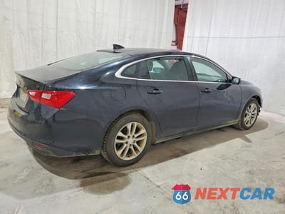 Trzecie zdjęcie samochodu z tyłu: 2016 CHEVROLET MALIBU LT VIN:1G1ZE5ST5GF291558 - miniatura