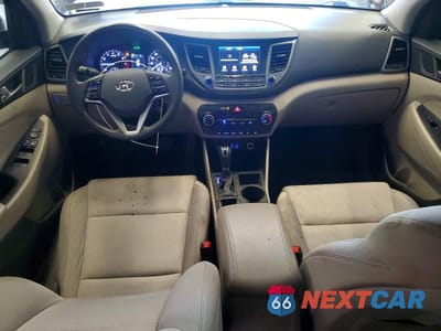 Zdjęcie 8 z 13 samochodu: 2018 HYUNDAI TUCSON SEL VIN:KM8J3CA47JU651629 - miniatura