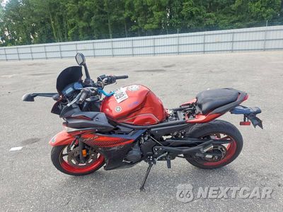 Trzecie zdjęcie samochodu z tyłu: 2011 YAMAHA FZ6 R VIN:JYARJ18E3BA006622 - miniatura
