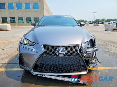 Piąte zdjęcie samochodu w środku: 2017 LEXUS IS 300 VIN:JTHCM1D2XH5015671 - miniatura