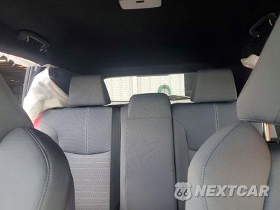 Zdjęcie 10 z 13 samochodu: 2023 TOYOTA COROLLA CROSS HYBRID SE VIN:7MUFBABG9PV012455 - miniatura