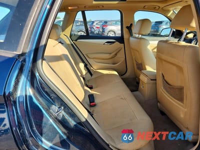 Zdjęcie 11 z 13 samochodu: 2014 BMW X1 XDRIVE28I VIN:WBAVL1C58EVY17170 - miniatura