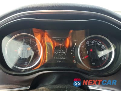 Zdjęcie 9 z 12 samochodu: 2016 DODGE CHALLENGER SXT VIN:2C3CDZAG9GH257136 - miniatura