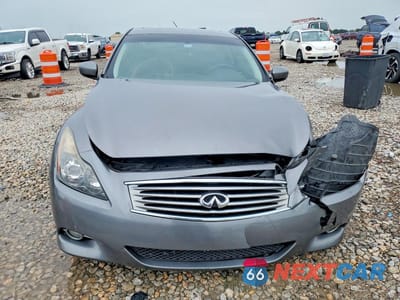 Piąte zdjęcie samochodu w środku: 2014 INFINITI Q60 COUPE JOURNEY VIN:JN1CV6EK0EM110805 - miniatura