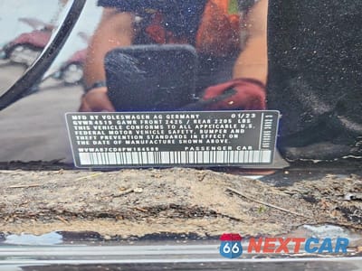 Zdjęcie 12 z 12 samochodu: 2023 VOLKSWAGEN GOLF R 20TH ANNIVERSARY VIN:WVWAB7CD6PW164589 - miniatura