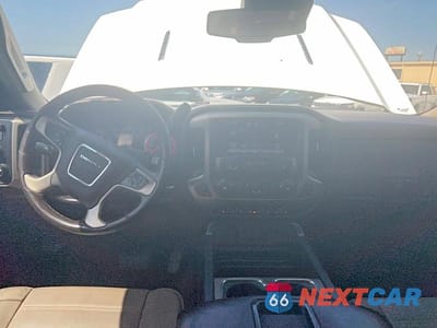 Zdjęcie 9 z 14 samochodu: 2015 GMC SIERRA K2500 DENALI VIN:1GT120E85FF601018 - miniatura