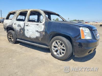 Czwarte zdjęcie samochodu z boku: 2014 GMC YUKON SLT VIN:1GKS1CE02ER248175 - miniatura