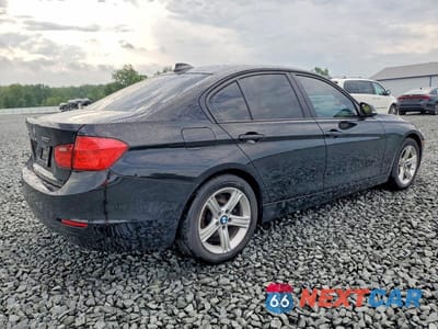 Trzecie zdjęcie samochodu z tyłu: 2013 BMW 320 I XDRIVE VIN:WBA3C3C53DF979994 - miniatura