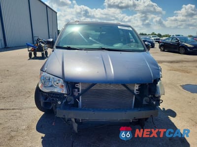 Piąte zdjęcie samochodu w środku: 2018 DODGE GRAND CARAVAN SXT VIN:2C4RDGCG3JR209561 - miniatura