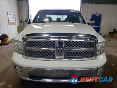 Piąte zdjęcie samochodu w środku: 2010 DODGE RAM 1500 VIN:1D7RV1CT6AS153739 - miniatura