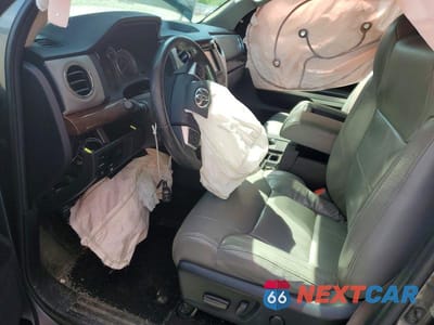 Zdjęcie 8 z 13 samochodu: 2016 TOYOTA TUNDRA DOUBLE CAB LIMITED VIN:5TFBY5F19GX528670 - miniatura