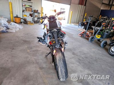 Czwarte zdjęcie samochodu z boku: 2025 DUCATI HYPERMOTARD 950 VIN:ZDMBAJDT4SB009909 - miniatura