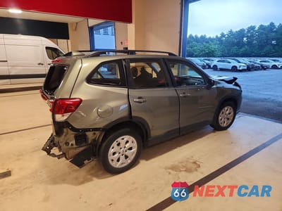 Trzecie zdjęcie samochodu z tyłu: 2021 SUBARU FORESTER VIN:JF2SKADC3MH569141 - miniatura