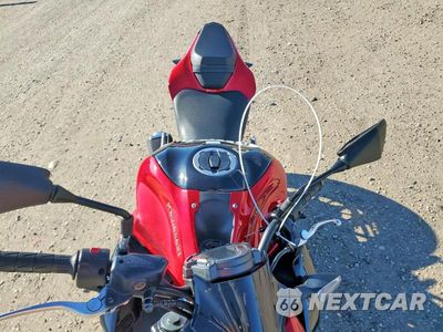 Piąte zdjęcie samochodu w środku: 2018 KAWASAKI ZR900 VIN:JKAZR2B11JA006958 - miniatura