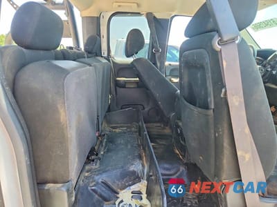 Zdjęcie 10 z 13 samochodu: 2013 GMC SIERRA K2500 SLE VIN:1GT220CG1DZ323115 - miniatura