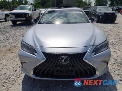 Piąte zdjęcie samochodu w środku: 2025 LEXUS ES 300H ULTRA LUXURY VIN:58AFA1C10SU073046 - miniatura